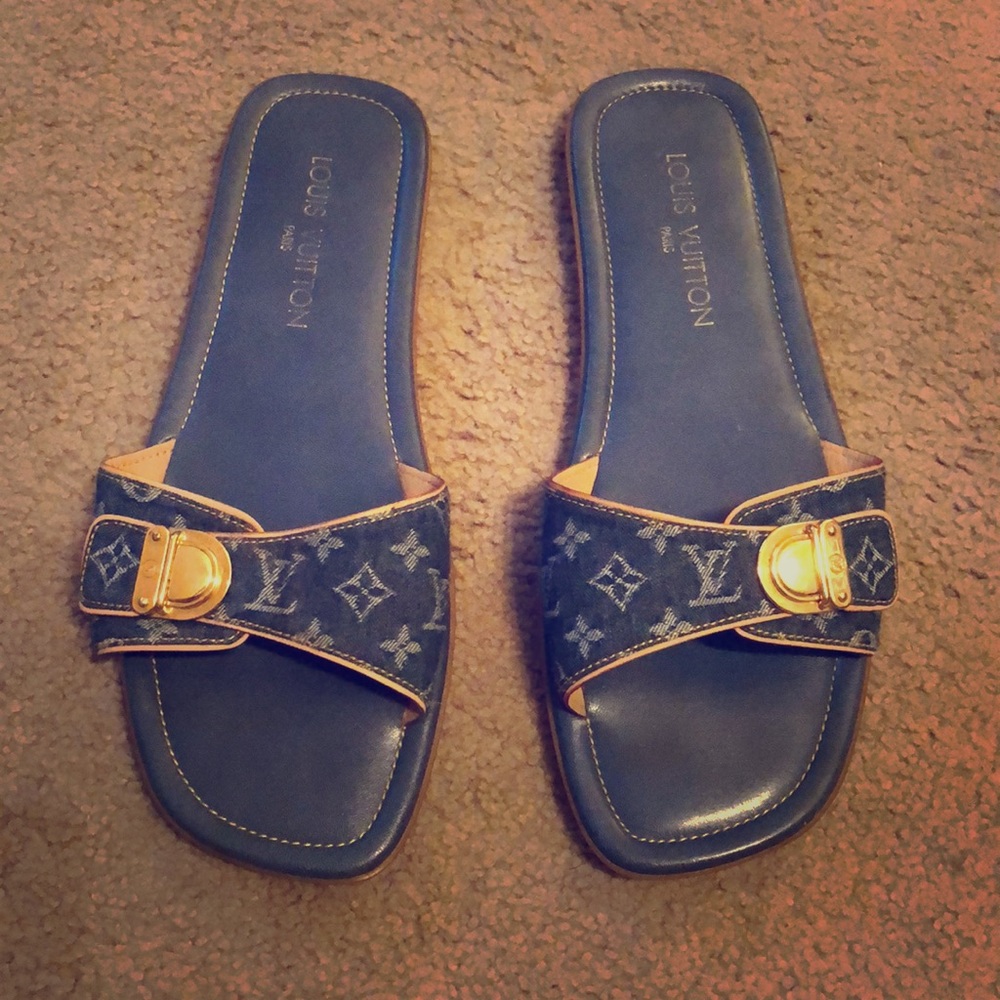 Louis Vuitton Slippers